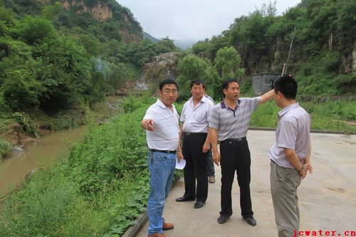 加強(qiáng)防汛督查，確保安全度汛